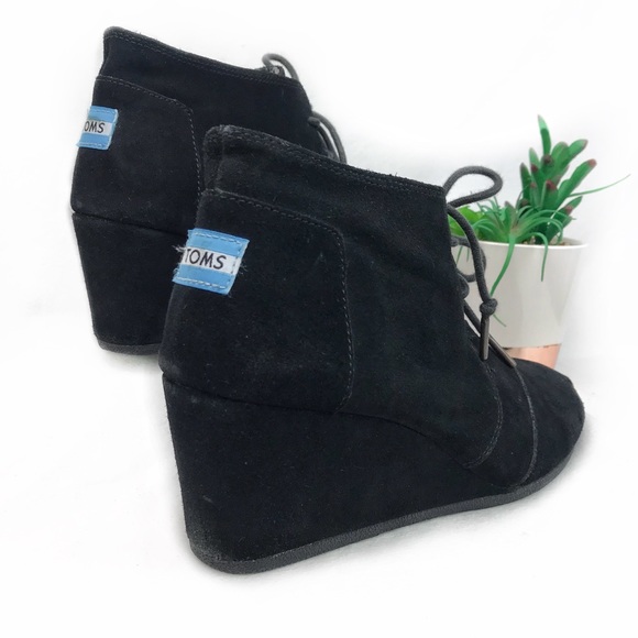 SOLD-TOMS 'Desert' black lace up booties Size 10 - Picture 3 of 8